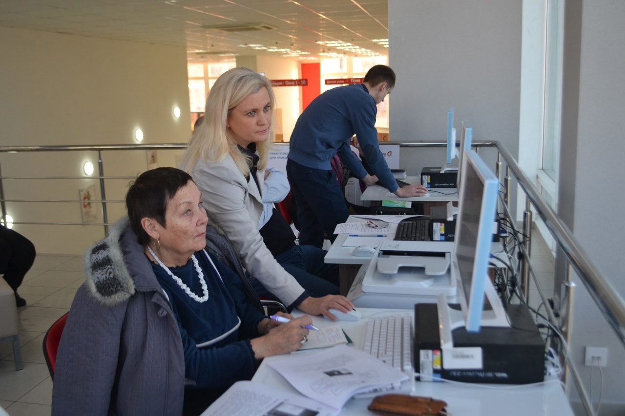 Более 230 человек обучились на курсах компьютерной грамотности в МФЦ Ульяновска с начала 2023 года.