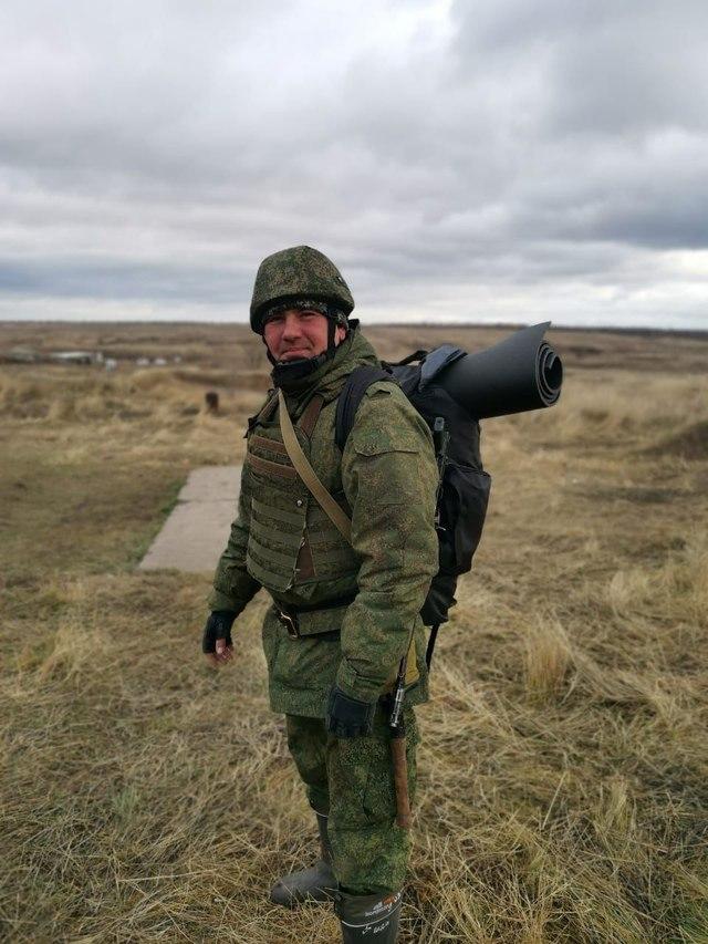 За проявленный героизм и мужество нашего земляка Дамира Шарапова наградили медалью Жукова.