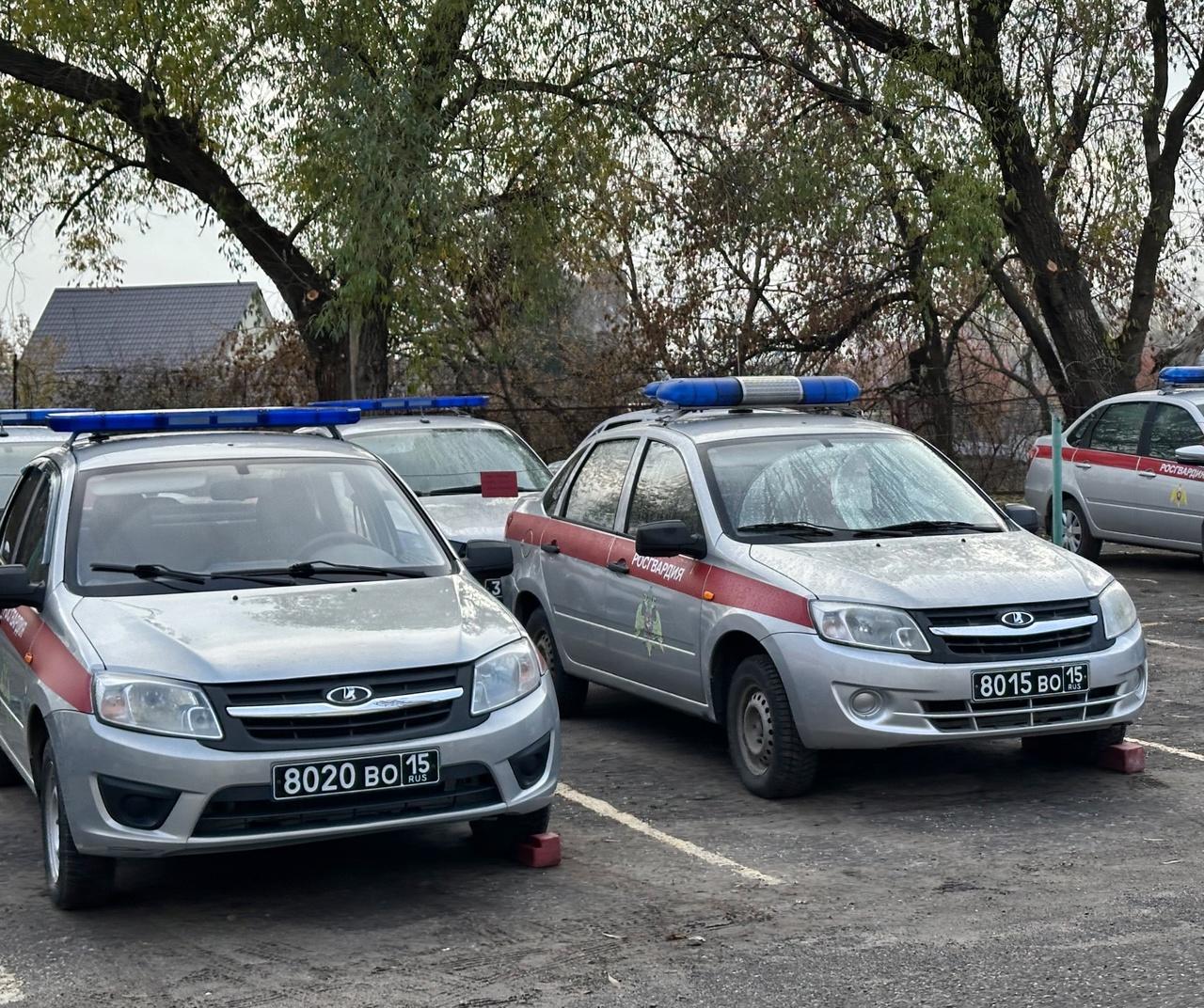 Поздравили вневедомственную охрану с профессиональным праздником.