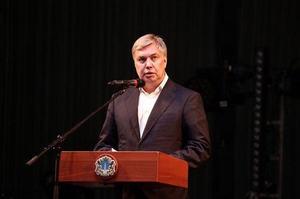 Алексей Русских поздравил жителей Димитровграда 325-летием города. Алексей Русских поздравил жителей Димитровграда 325-летием города.