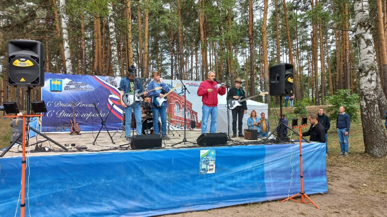 12 июня в Рыба-парке на новой сцене у двух озёр прошел  концерт.