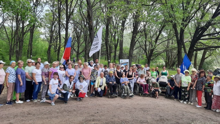 Общественная организация "Преодоление" провела турслёт для семей, в которых есть люди с ограниченными возможностями здоровья.