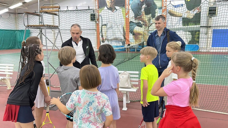 Юные теннисисты Димитровграда 25 июня приняли участие в турнире по большому теннису среди новичков, который прошёл в Тольятти.