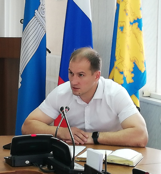 На штабе по ЖКХ. На штабе по ЖКХ.