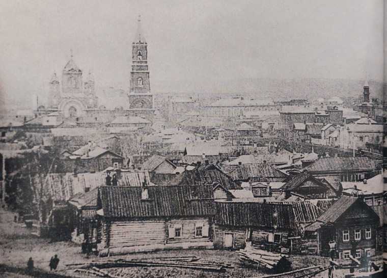 30 января 1919 года посад Мелекесс стал центром уезда и получил статус города, который юридически был подтвержден в 1926 году. 30 января 1919 года посад Мелекесс стал центром уезда и получил статус города, который юридически был подтвержден в 1926 году.
