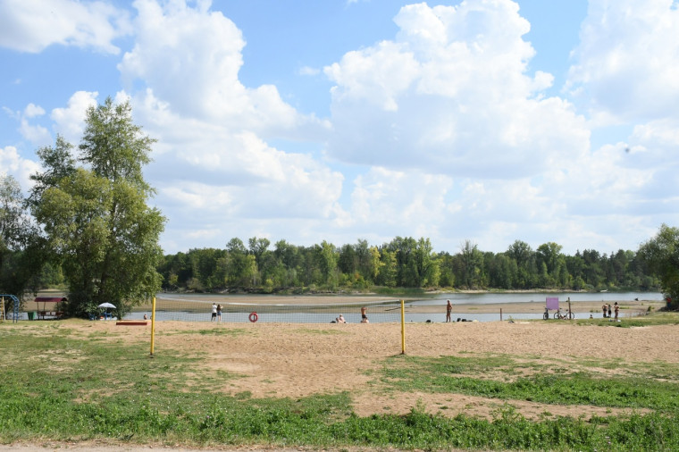 Проверили городские зоны отдыха у воды.