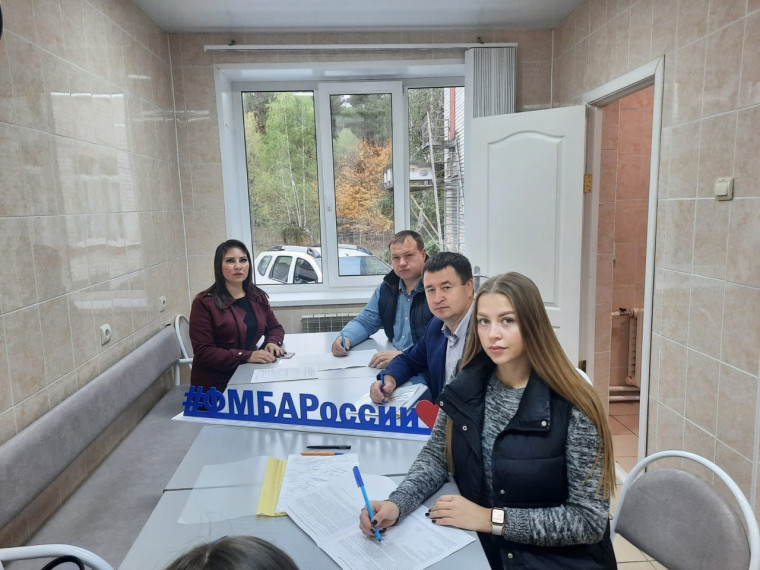 Сотрудники администрации города вступают в ряды доноров костного мозга. Сотрудники администрации города вступают в ряды доноров костного мозга.