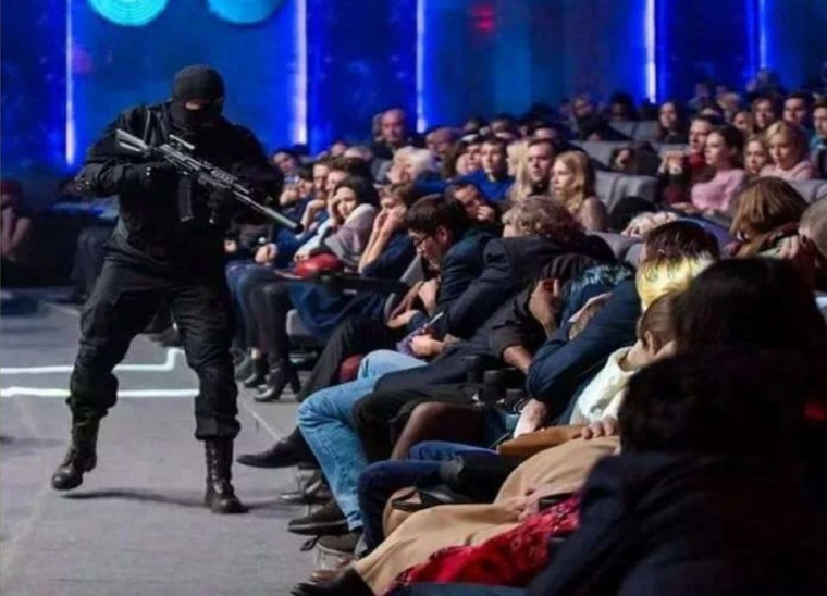 23 октября - 21 год трагедии на Дубровке. 23 октября - 21 год трагедии на Дубровке.