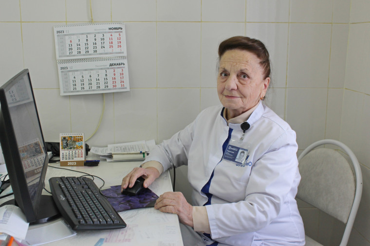 Первые роды приняла в 17 лет!. Первые роды приняла в 17 лет!.