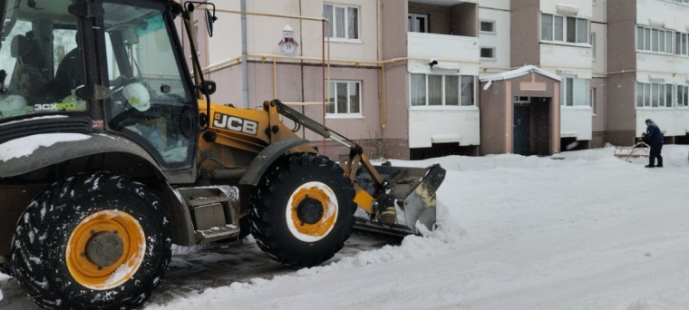 Продолжается снегопад..