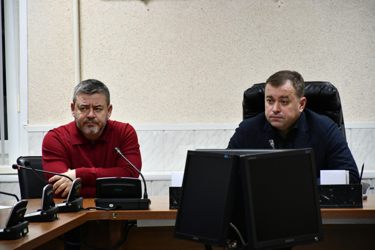 Исполняющий полномочия главы города Дмитрий Цивилёв о ситуации с аварией на водоводе. Исполняющий полномочия главы города Дмитрий Цивилёв о ситуации с аварией на водоводе.