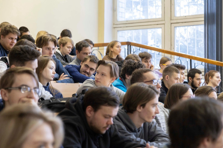 Представители ведущих работодателей региона и города провели серию встреч со студентами выпускных курсов вуза и техникума ДИТИ НИЯУ МИФИ. Представители ведущих работодателей региона и города провели серию встреч со студентами выпускных курсов вуза и техникума ДИТИ НИЯУ МИФИ.