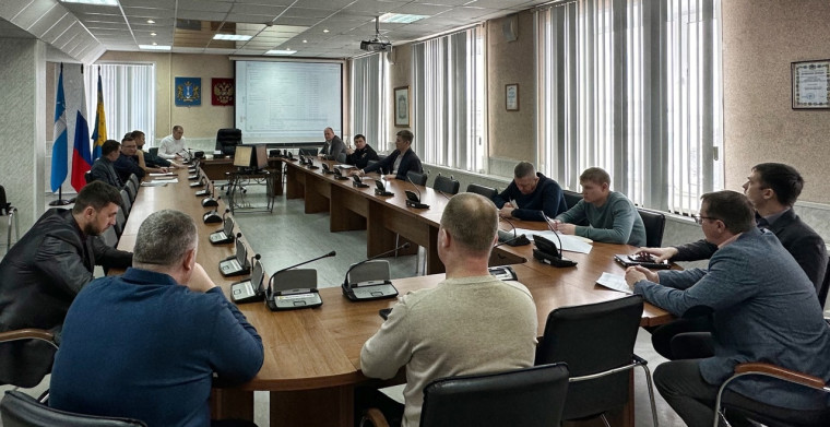 На заседании городской КЧС принято решение с 29 января отменить режим повышенной готовности, введённый в связи с затяжными снегопадами. На заседании городской КЧС принято решение с 29 января отменить режим повышенной готовности, введённый в связи с затяжными снегопадами.