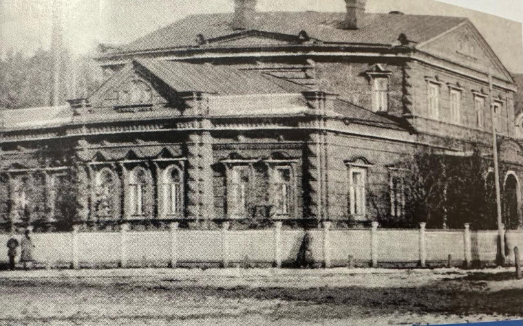 105 лет назад посад Мелекесс стал городом. 105 лет назад посад Мелекесс стал городом.
