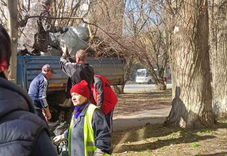 В Димитровграде идёт месячник благоустройства и санитарной очистки городских территорий.