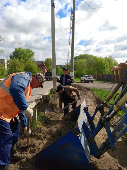 Ведётся очистка дорог и городских территорий.