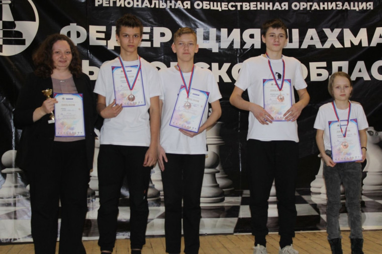 В "Юности" близ Димитровграда прошёл региональный этап Всероссийских соревнований по шахматам «Белая Ладья».