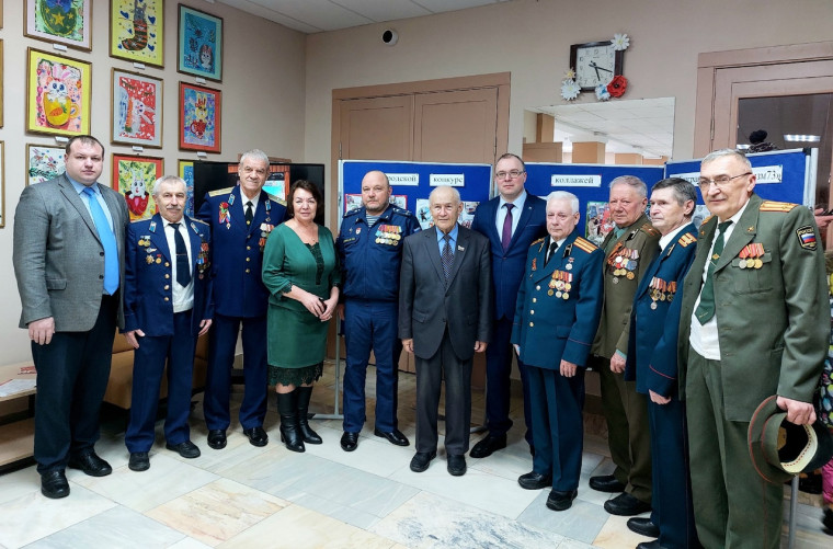 Городской торжественный вечер, посвященный Дню защитника Отечества, прошёл в ЦКиД "Восход".