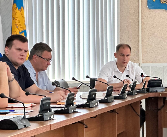 Прошел очередной штаб по ситуации в ЖКХ в среду 3 июля. Прошел очередной штаб по ситуации в ЖКХ в среду 3 июля.