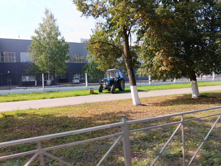 Ведётся очистка дорог и городских территорий. Ведётся очистка дорог и городских территорий.