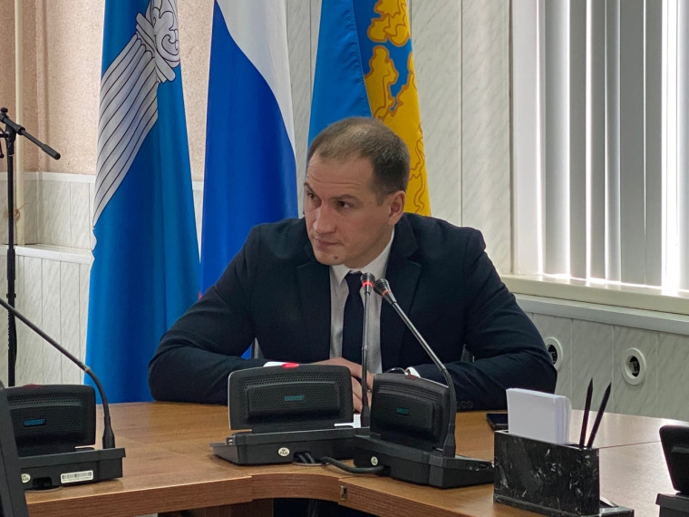На штабе ЖКХ: уборка дворов, противопаводковые мероприятия, подготовка к новому отопительному сезону. На штабе ЖКХ: уборка дворов, противопаводковые мероприятия, подготовка к новому отопительному сезону.