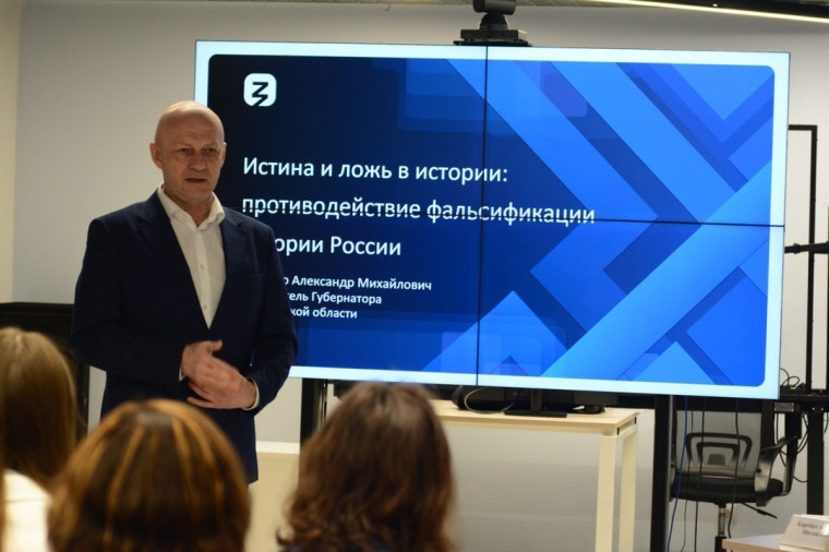 Забвение уроков истории всегда приводит к тяжелым последствиям.. Забвение уроков истории всегда приводит к тяжелым последствиям..
