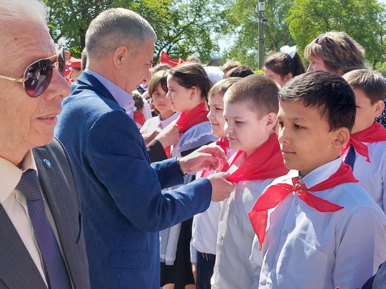 19 мая - День рождения пионерской организации.