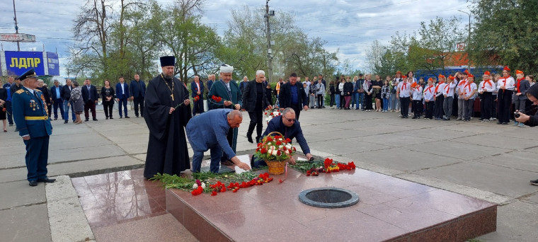 В День памяти скорби 22 июня в 10 часов у Монумента Славы прошёл общегородской митинг-реквием памяти погибших в Великой Отечественной войне.