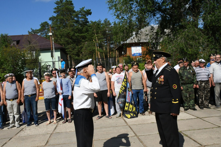 30 июля - День военно-морского флота России.
