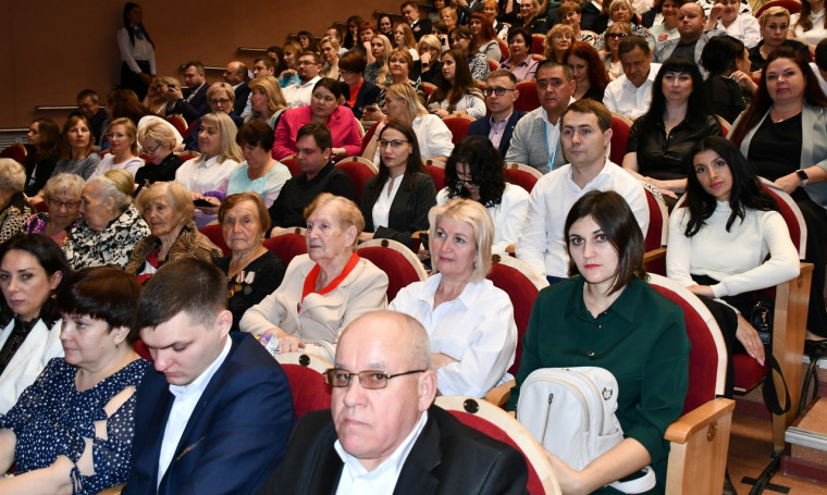 Федеральный научно-клинический центр радиологии и онкологии отметил пятилетие Торжественное мероприятие прошло в НКЦ им.Славского 22 сентября.