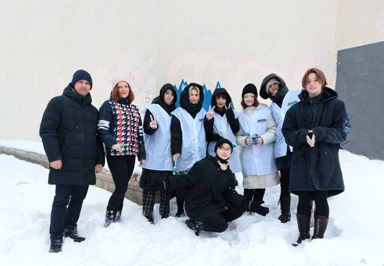 Волонтёры провели в Димитровграде антинаркотическую акцию.