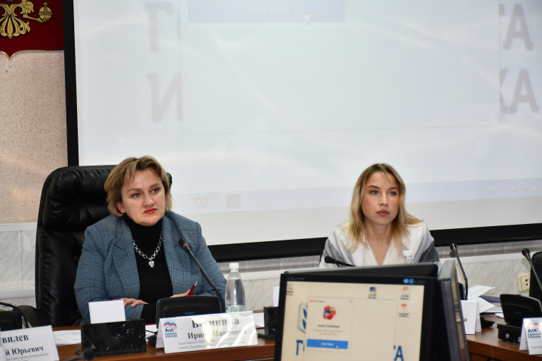 В четверг 21 декабря состоялось заседание комитета по социальной политике и местному самоуправлению Городской Думы.