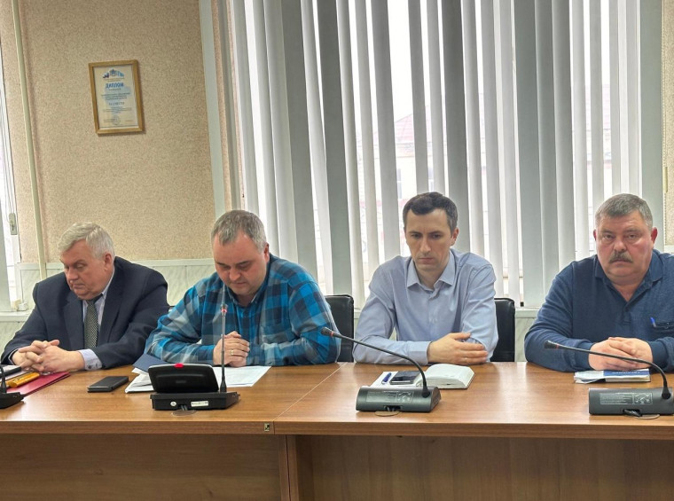 В среду 10 марта штаб по вопросам в сфере ЖКХ провел заместитель главы Дмитрий Трофимов.