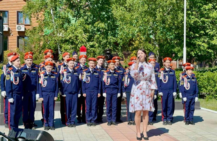 В Димитровграде прошёл торжественный митинг, посвященный Дню пограничника.