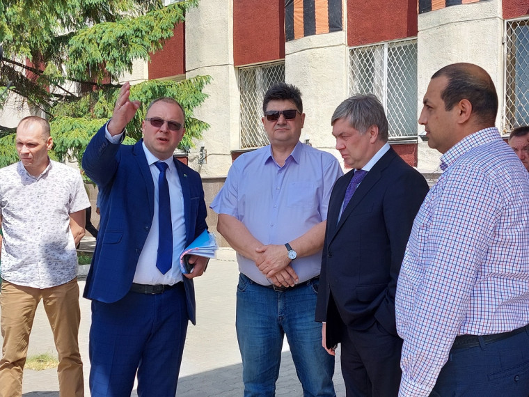 25 мая Димитровград посетил с рабочим визитом губернатор Ульяновской области Алексей Русских.