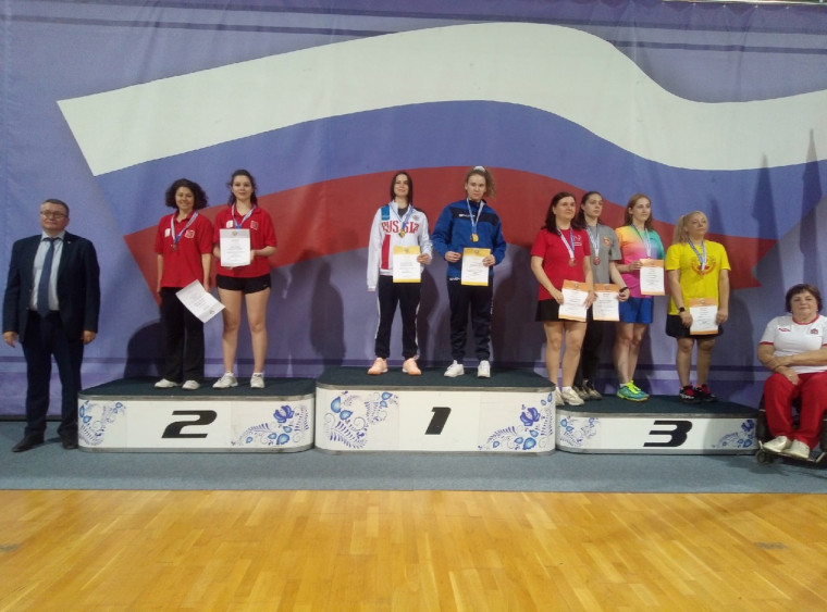 Димитровградские спортсмены успешно выступили на Чемпионате России по бадминтону.